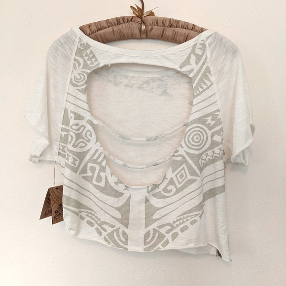 Maori Hook Tops - Exposed Back Crop Tee by Maori Hook